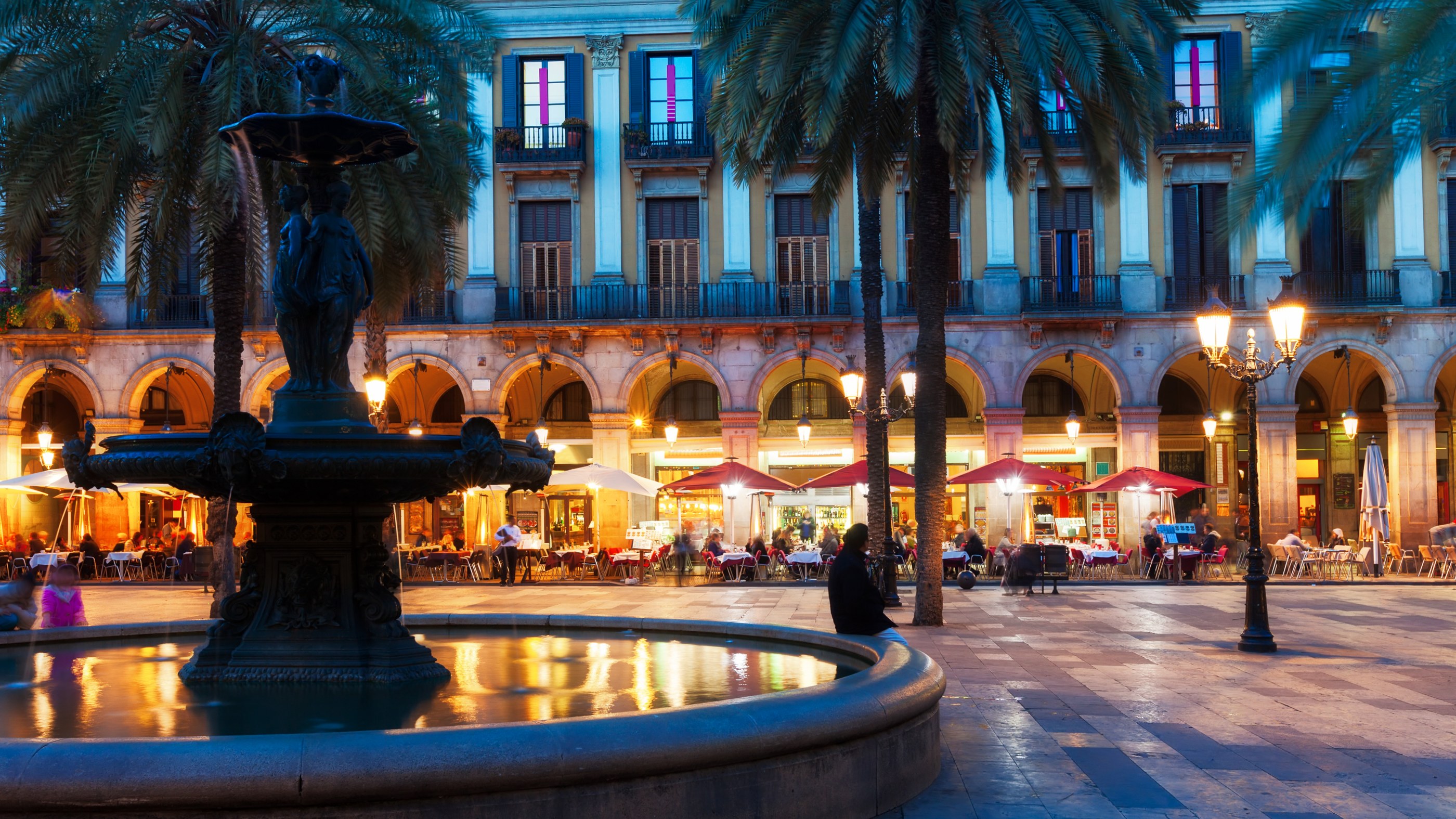 Alicante stad - Torg med uteservering