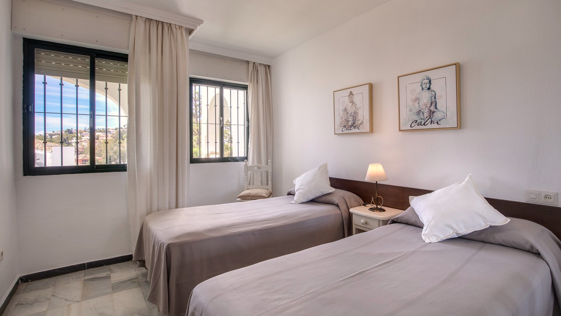 Apartamentos Torrenueva Park - Sovrum med två enkelsängar