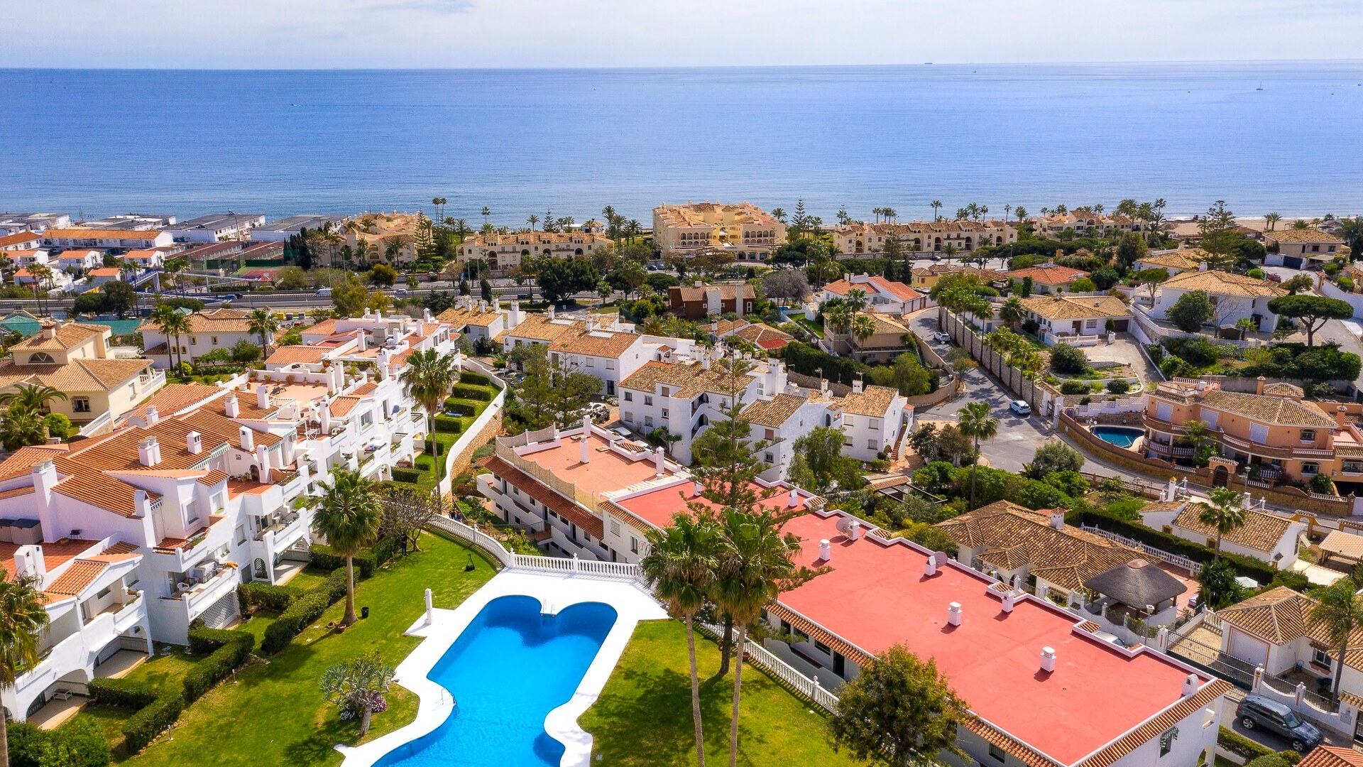 Apartamentos Torrenueva Park - Panoramavy över La cala de Mijas och medelhavet