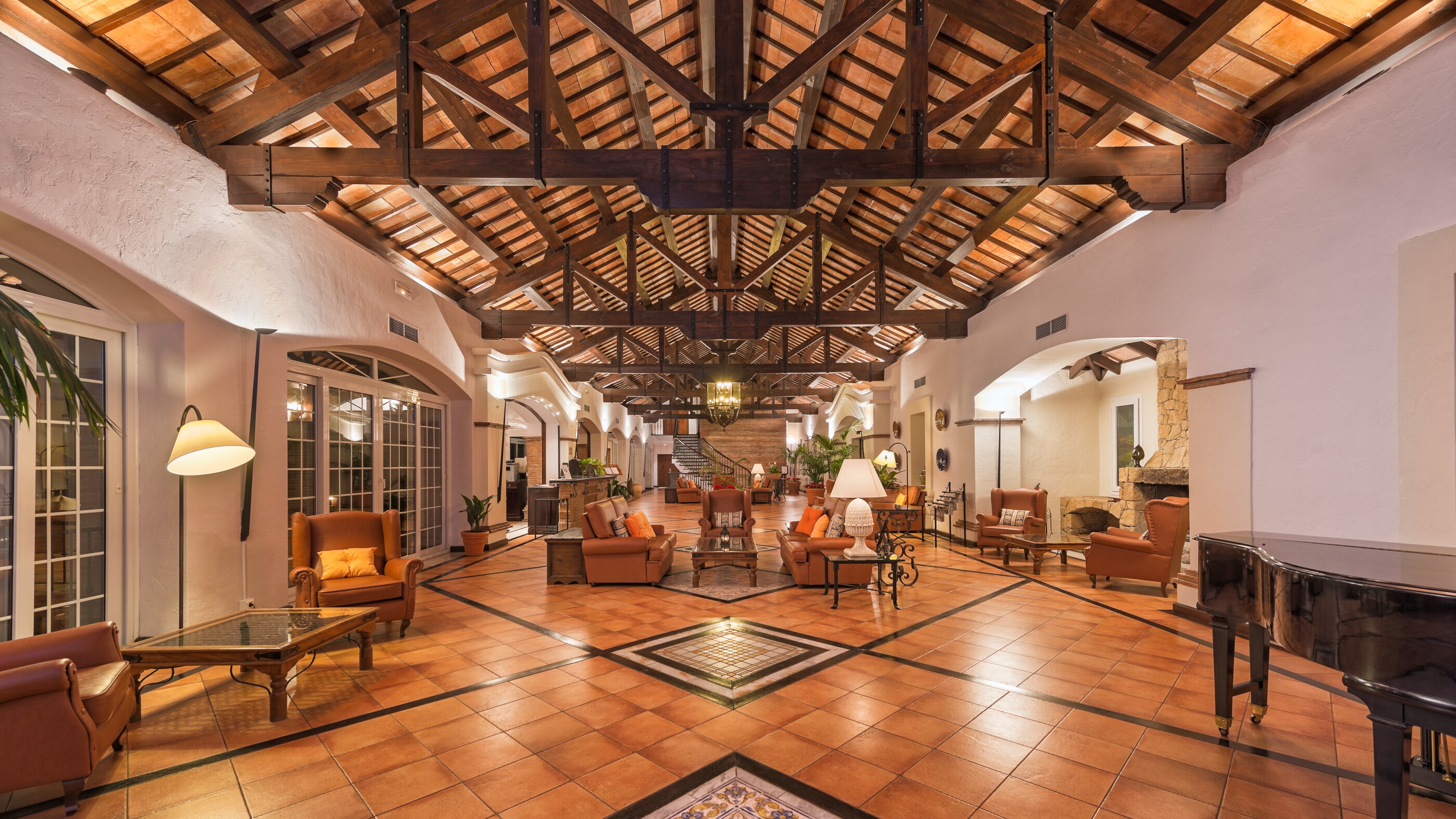La Cala Hotel - Lobby view