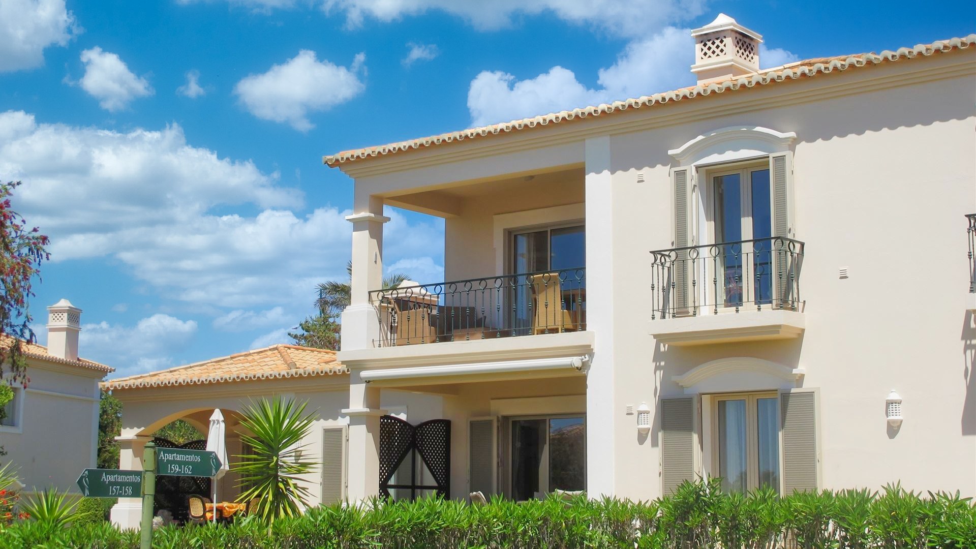 Costa Ballena Ocean Golf Club - Bro till green på hål 16