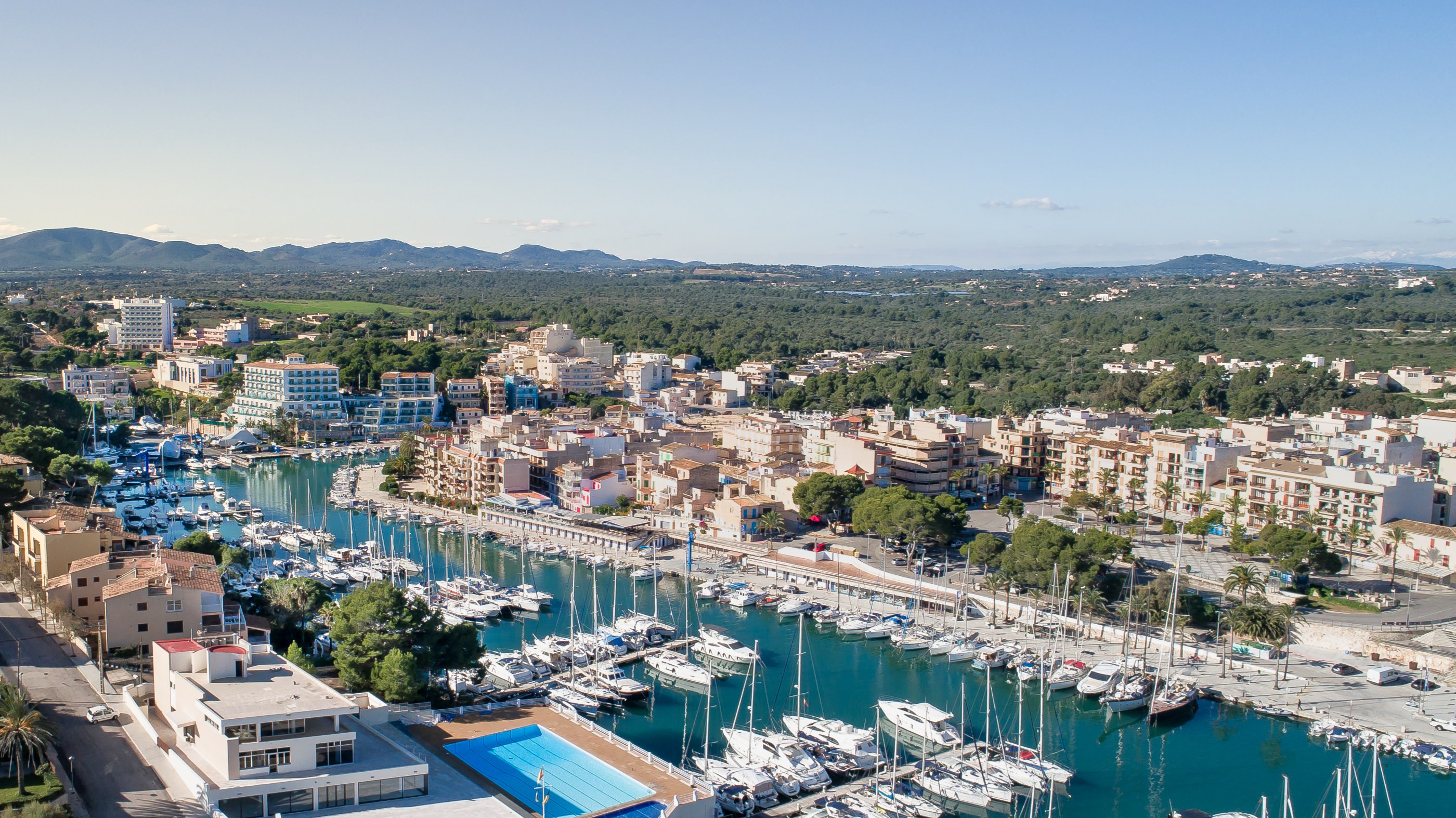 Portodrach Apartamentos - Porto Cristo stad